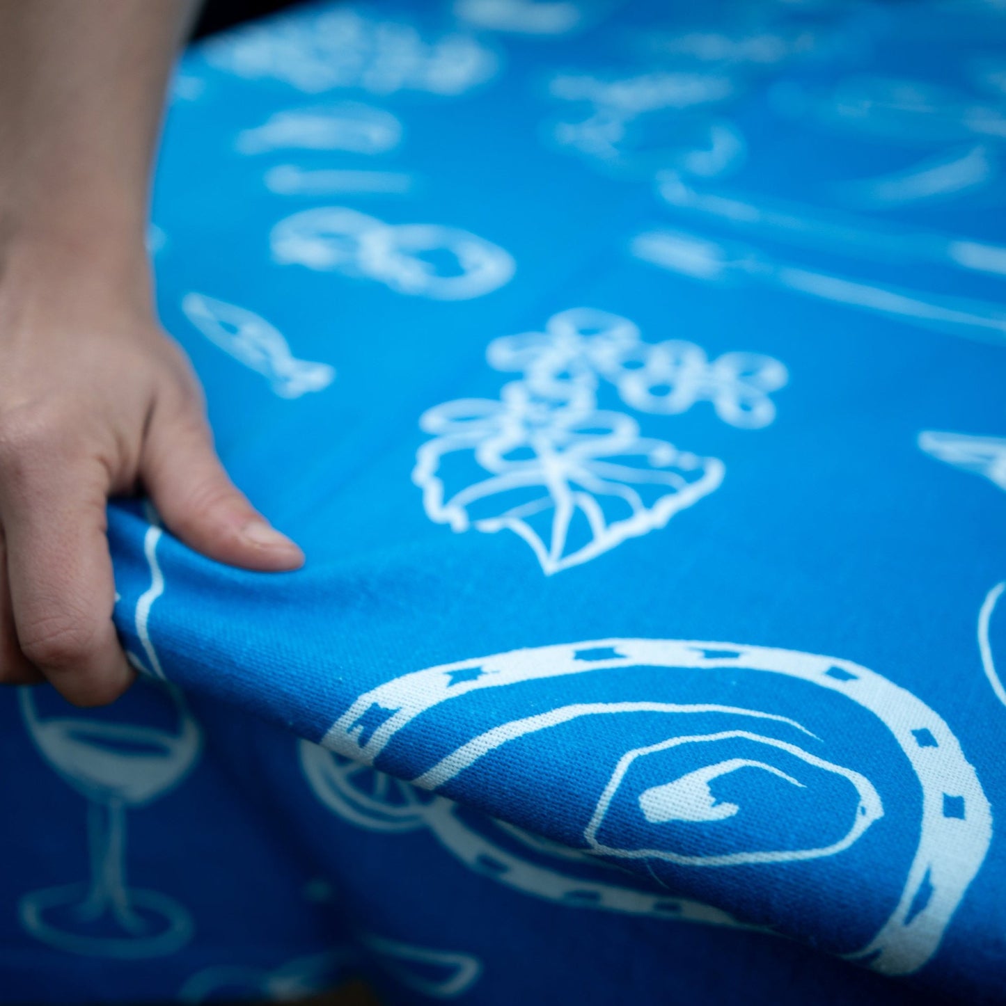 Blue Feast Tablecloth - Dancing Grass