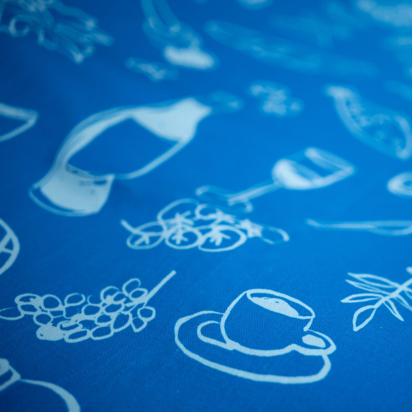 Blue Feast Tablecloth - Dancing Grass