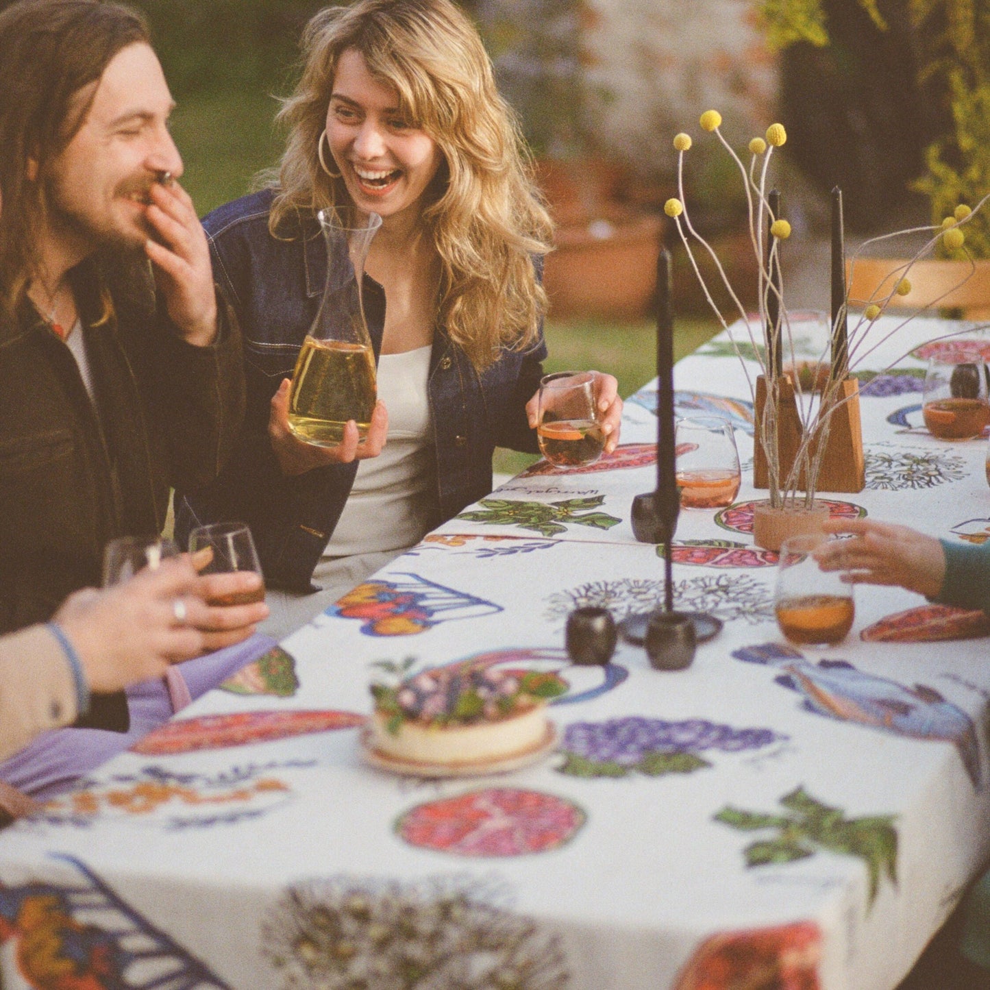 Home Grown Tablecloth - Dancing Grass