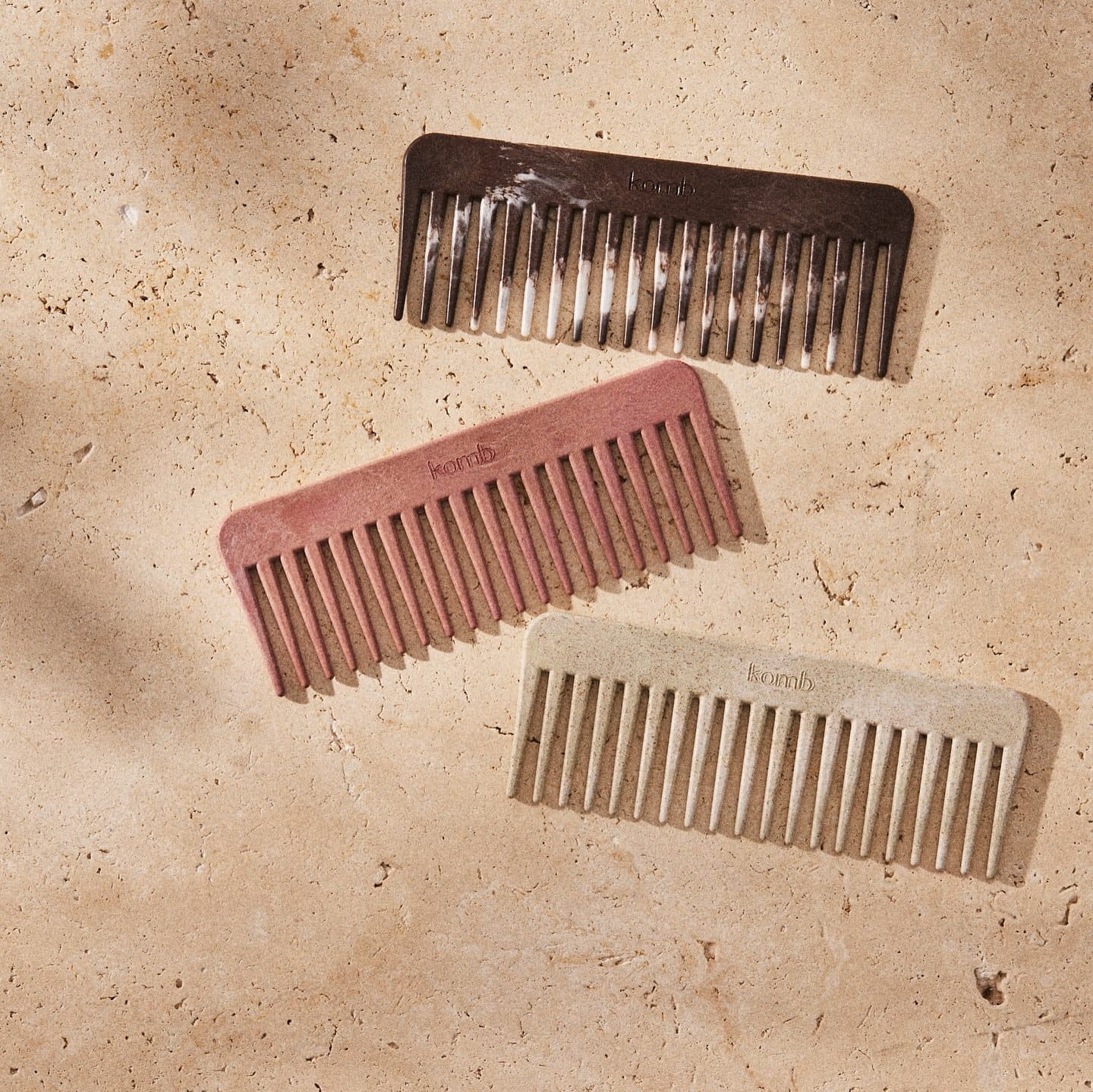 No 1. Wide Tooth Comb (Clay) - Komb