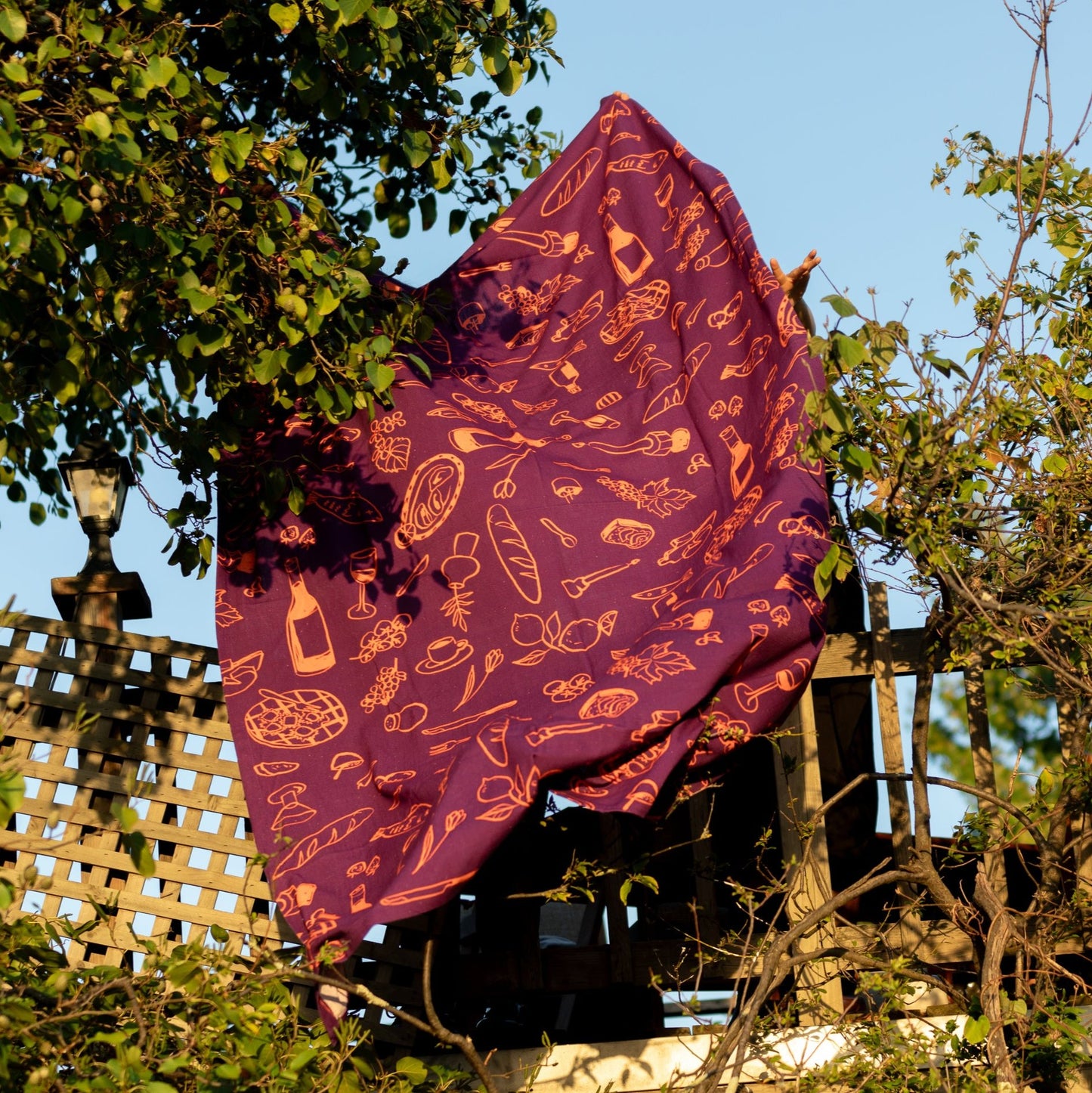 Purple Feast Tablecloth - Dancing Grass