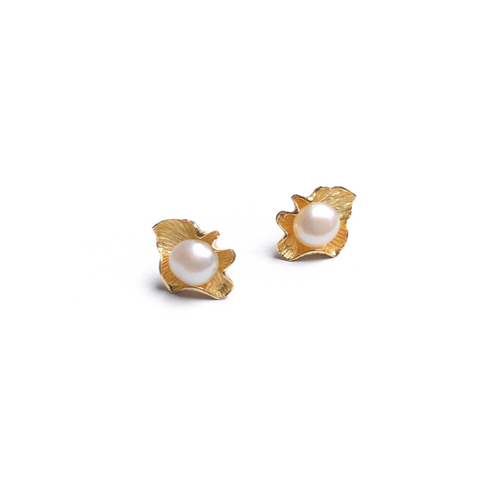 Sea Shell Fresh Water Pearl Stud Earrings - YiSu Design