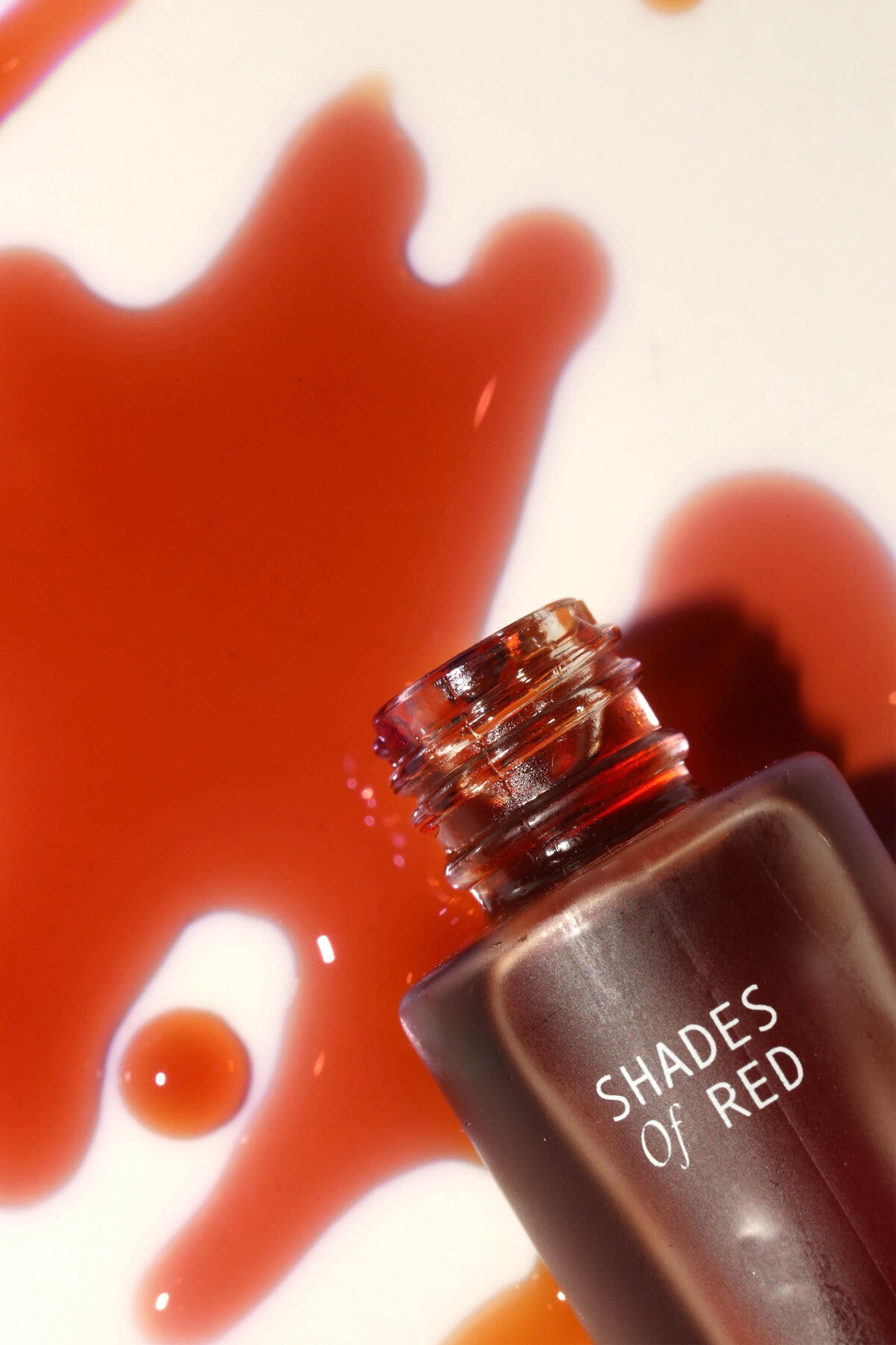 Shades Of Red Brighten & Correct Eye Serum 15ml + Reusable Eye Masks - Gracious Minds